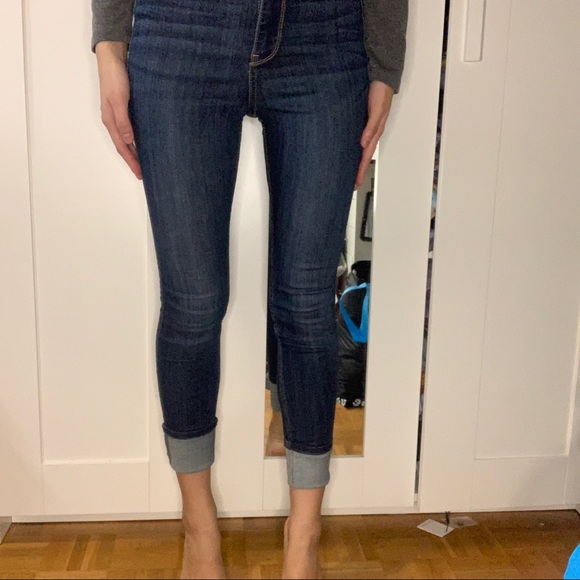 Hollister Dark Ultra High Rise Crop Jean Leggings - Picture 4 of 15